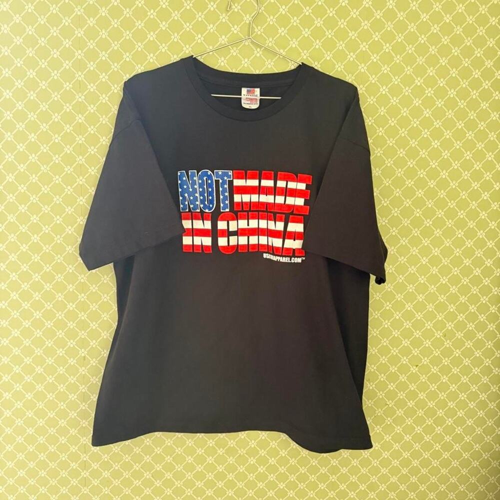 Vintage 90s Not made in china black graphic bayside t shirt